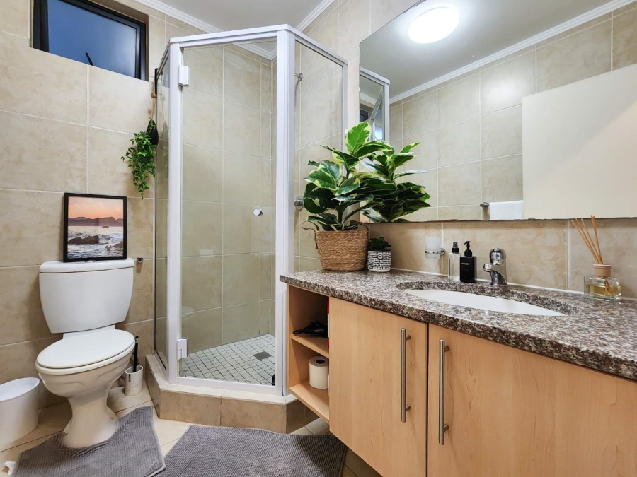 2 Bedroom Property for Sale in De Waterkant Western Cape